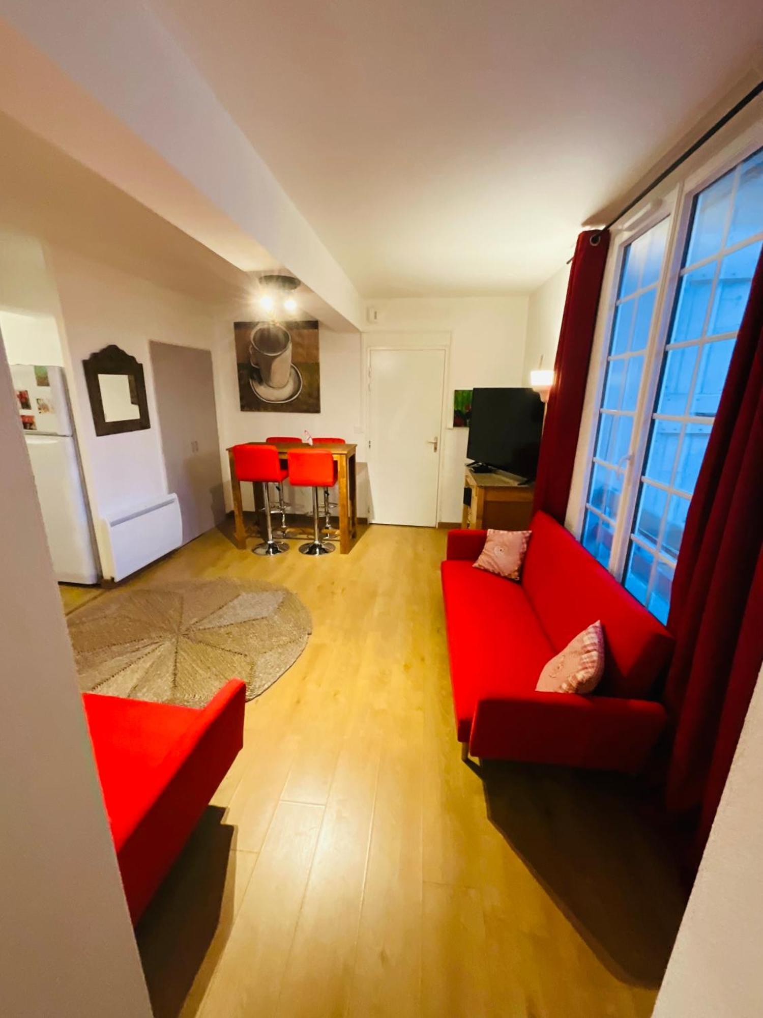 No 14 , 15 Meters Plein Centre Mirepoix Apartment Tres Calme Netflix ,Terrace Sleeps 4 70 M2 Eksteriør billede